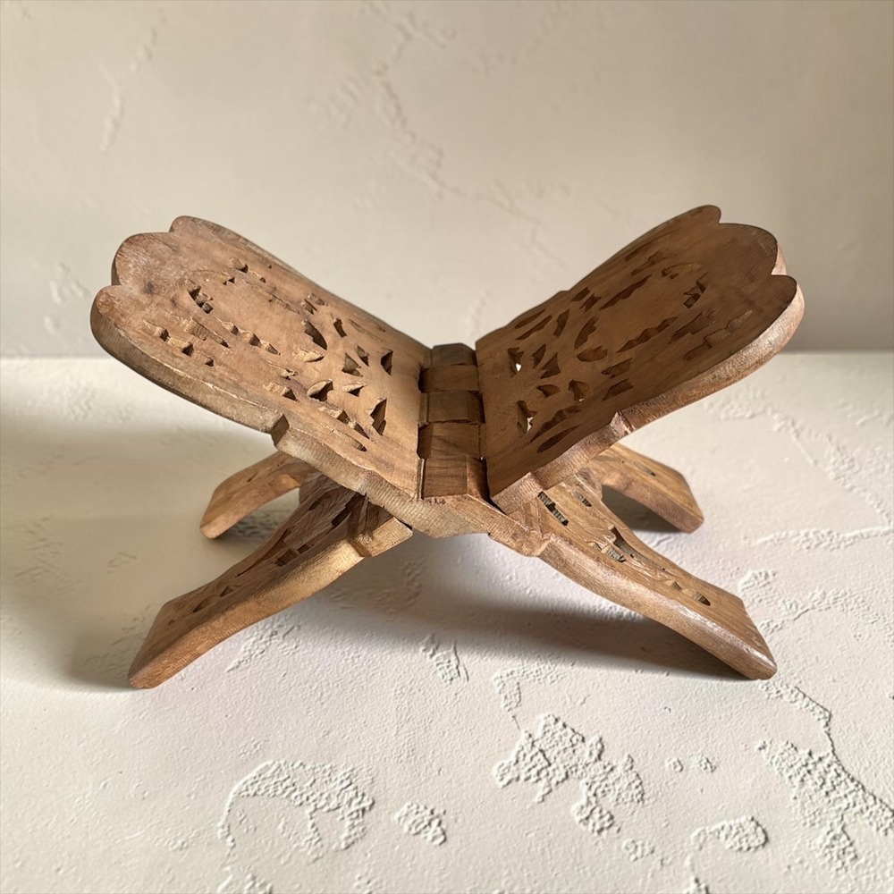 Vintage Carved Wooden Folding Book Bible Rest Display Holder Stand Cookbook